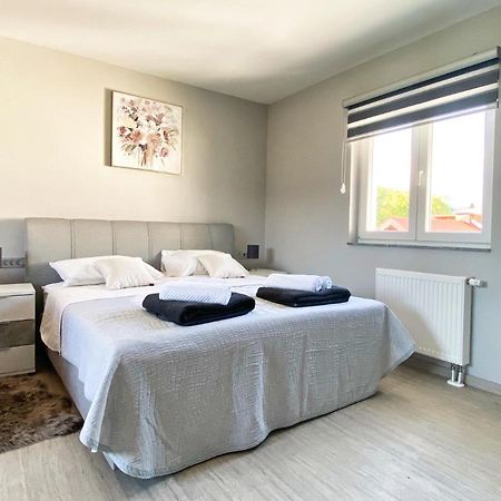 Apartmani Fenestra 오토칵 외부 사진