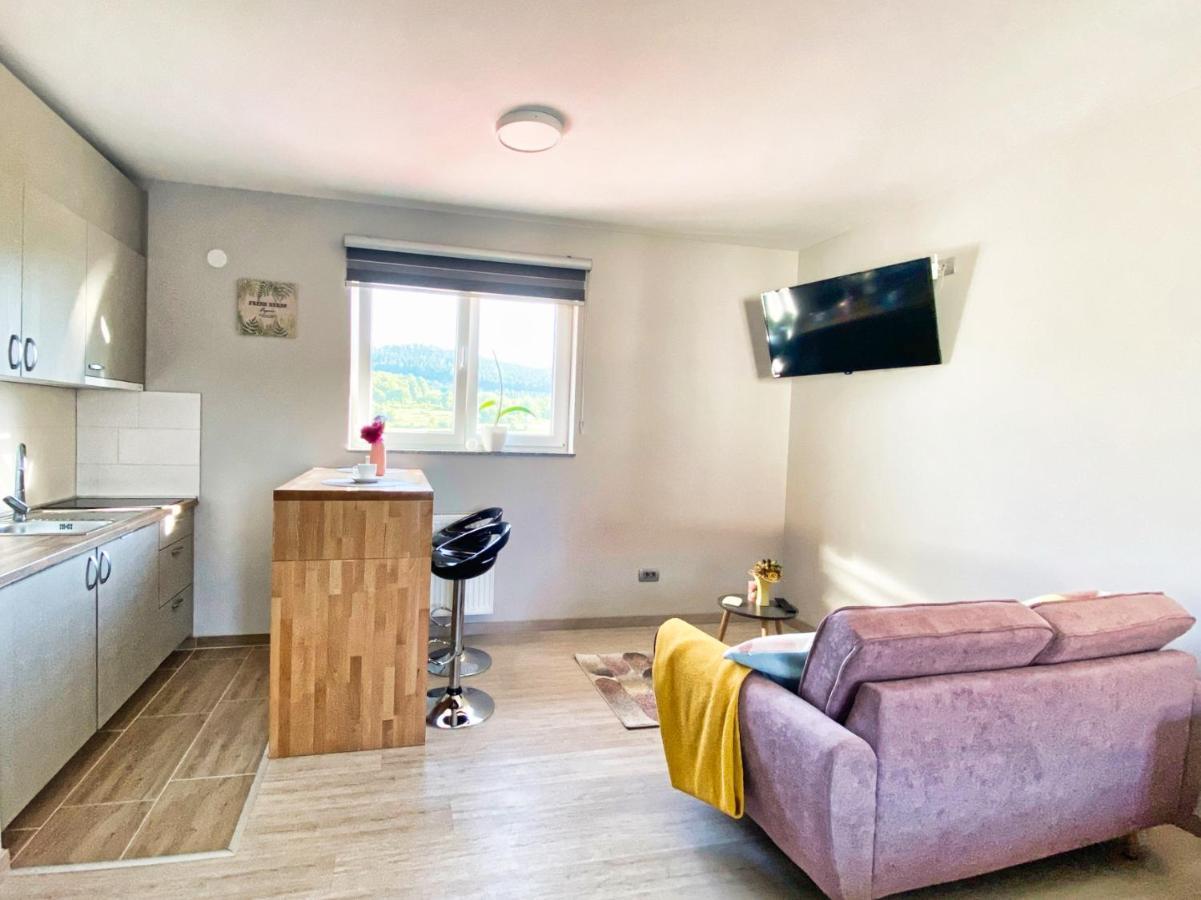Apartmani Fenestra 오토칵 외부 사진